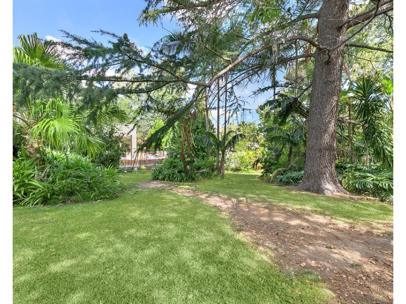 6 Shannon Street, St Ives NSW 2075