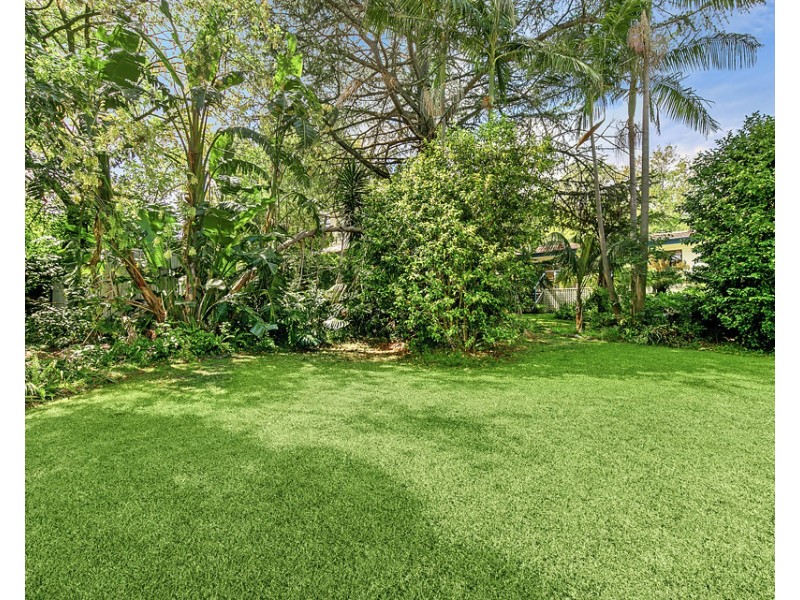 6 Shannon Street, St Ives NSW 2075