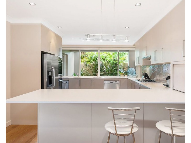 6 Warrimoo Avenue, St Ives NSW 2075