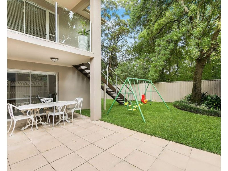 6 Warrimoo Avenue, St Ives NSW 2075