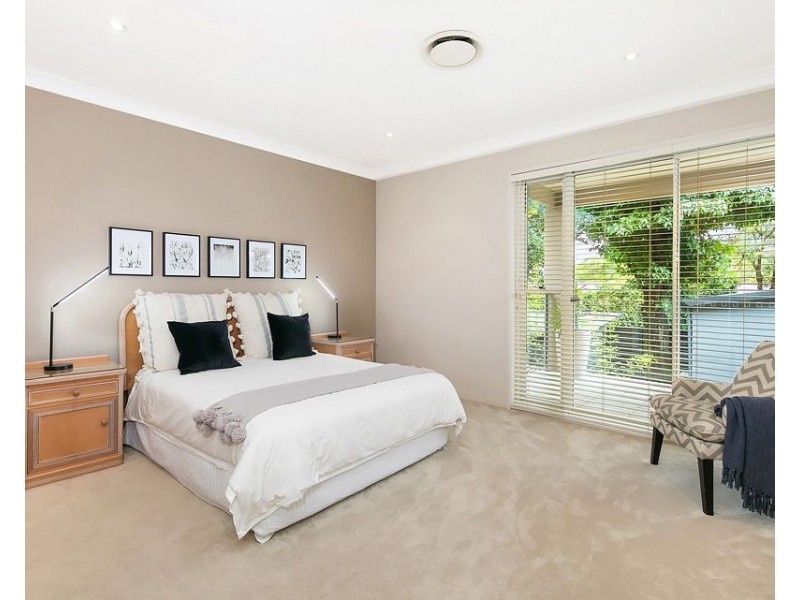 6 Warrimoo Avenue, St Ives NSW 2075