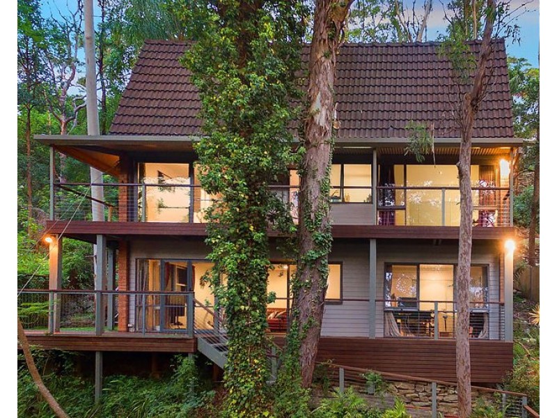 118 Campbell Drive, Wahroonga NSW 2076