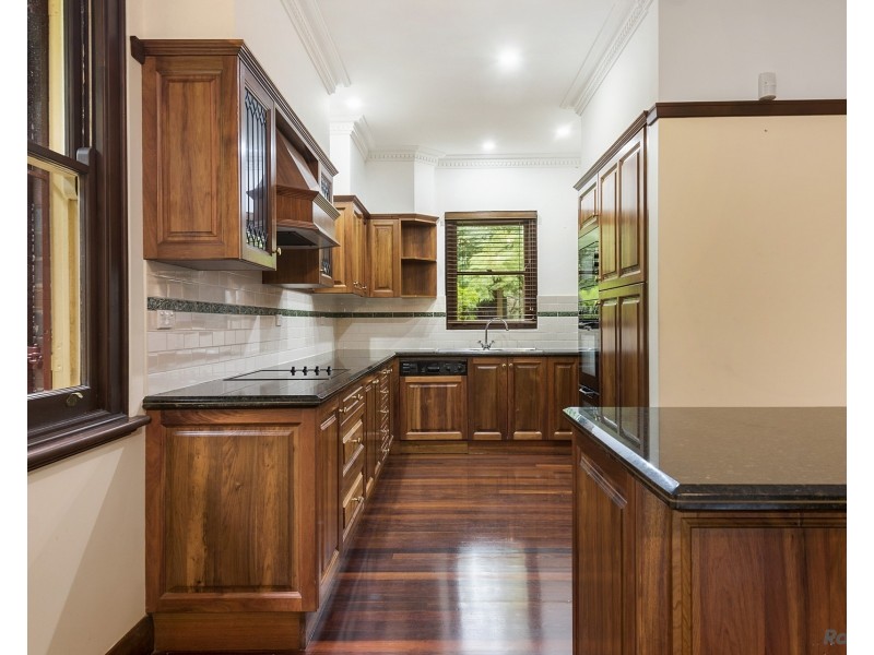 8 Cherry Street, Warrawee NSW 2074