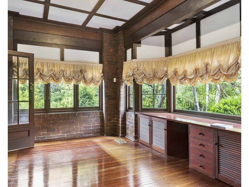 8 Cherry Street, Warrawee NSW 2074