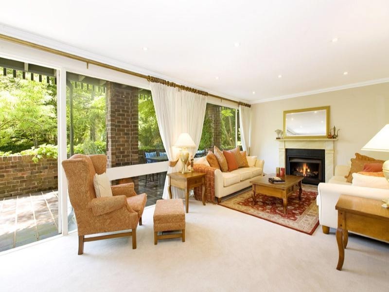 8 Ulm Avenue, Turramurra NSW 2074