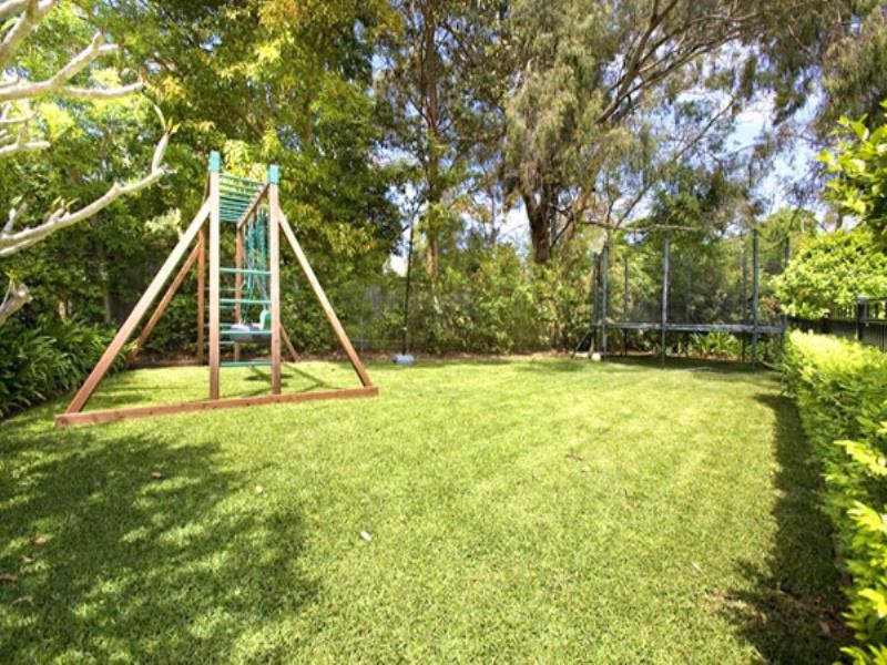 8 Ulm Avenue, Turramurra NSW 2074