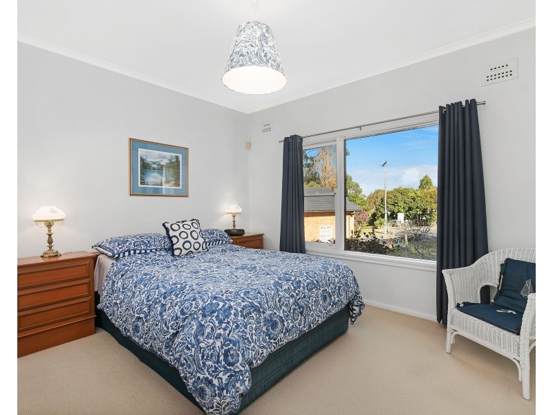 10 Ovens Place, St Ives NSW 2075