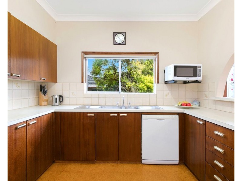 1 Collings Street, Wahroonga NSW 2076