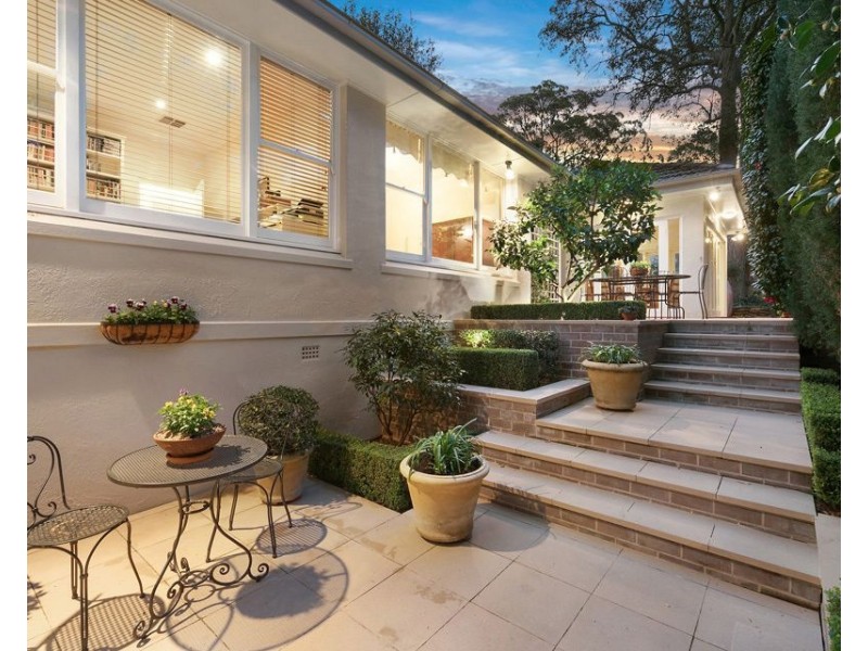 9 Grayling Road, West Pymble NSW 2073