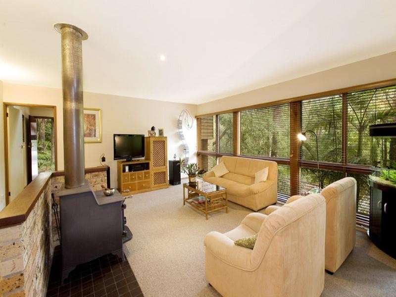 15 Rothwell Road, Turramurra NSW 2074