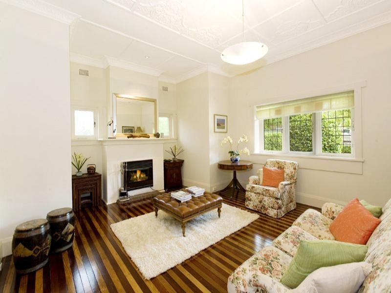 11 Eulbertie Avenue, Warrawee NSW 2074