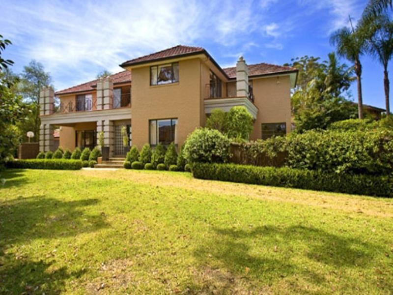 59 Benaroon Avenue, St Ives NSW 2075