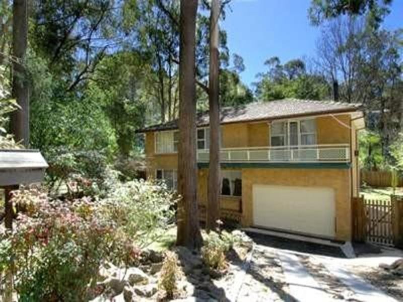 12 Robin Avenue, Turramurra NSW 2074