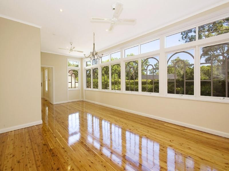 7 Eastern Arterial Road, St Ives NSW 2075