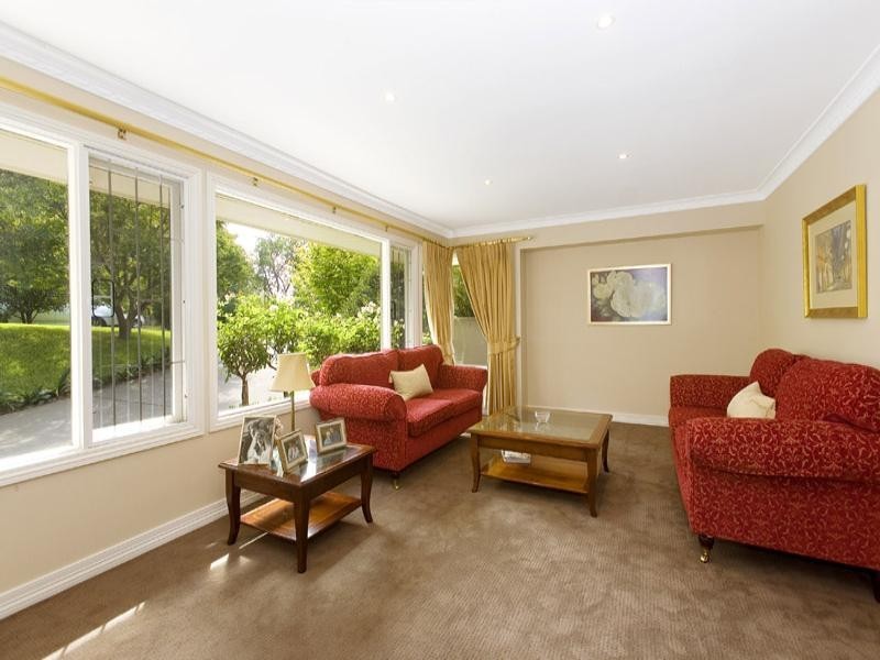 22 Howson Avenue, Turramurra NSW 2074