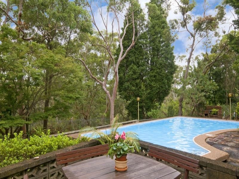 18 Geoffrey Street, Turramurra NSW 2074