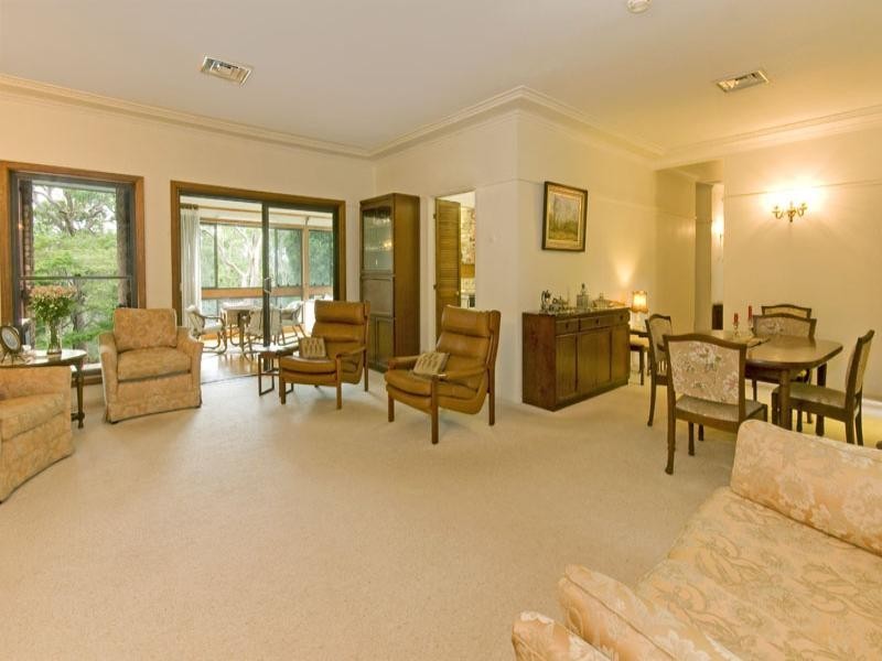 18 Geoffrey Street, Turramurra NSW 2074