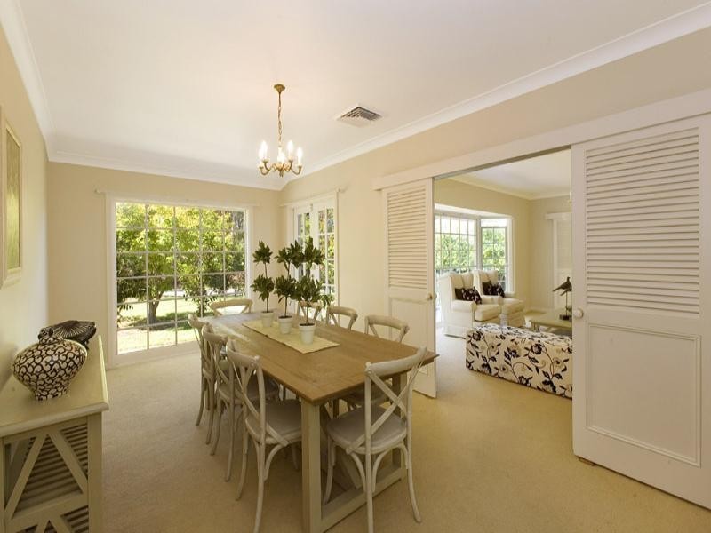 4 Acron Road, St Ives NSW 2075