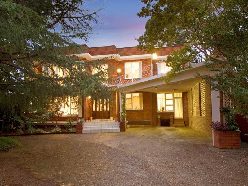 211 Bobbin Head Road, Turramurra NSW 2074