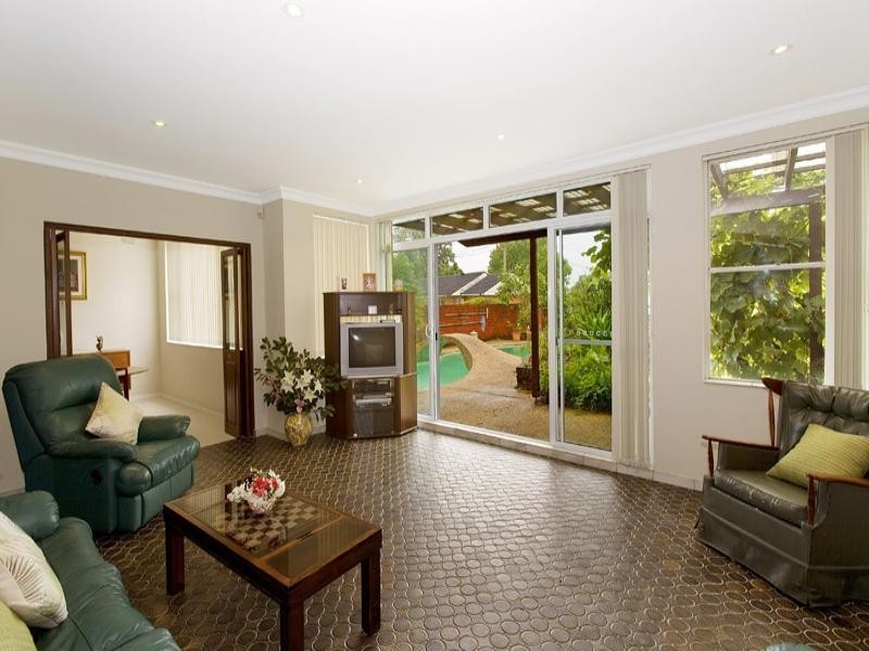 211 Bobbin Head Road, Turramurra NSW 2074