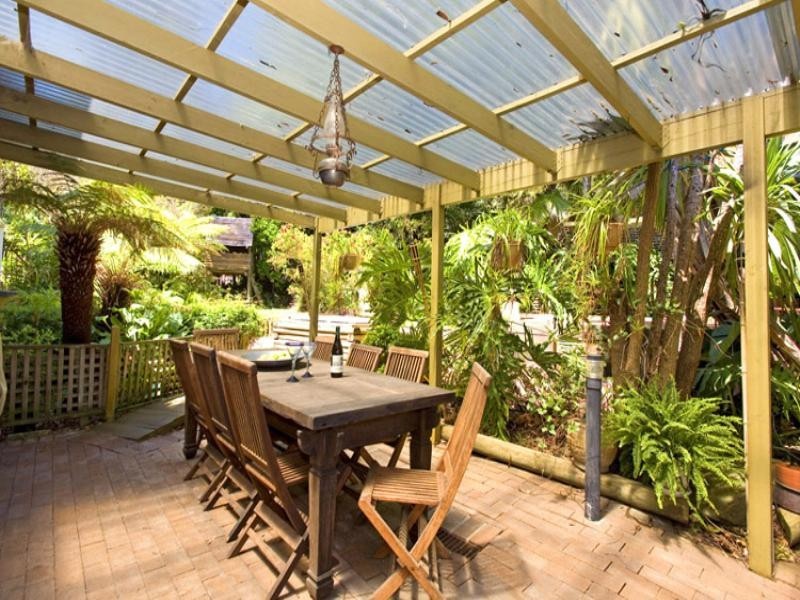 16 Windsor Place, St Ives NSW 2075