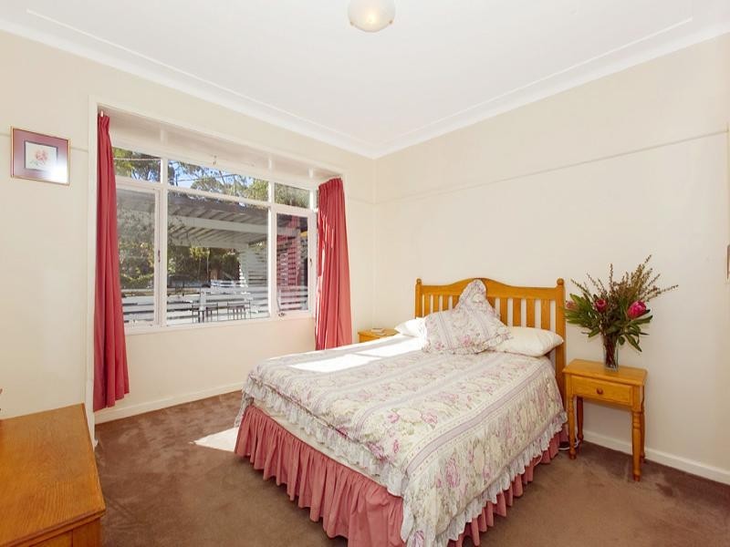 11 Spurwood Road, Turramurra NSW 2074