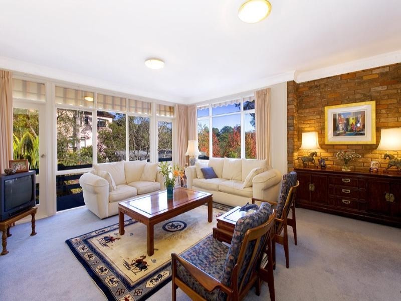 18 Mawson Street, St Ives NSW 2075