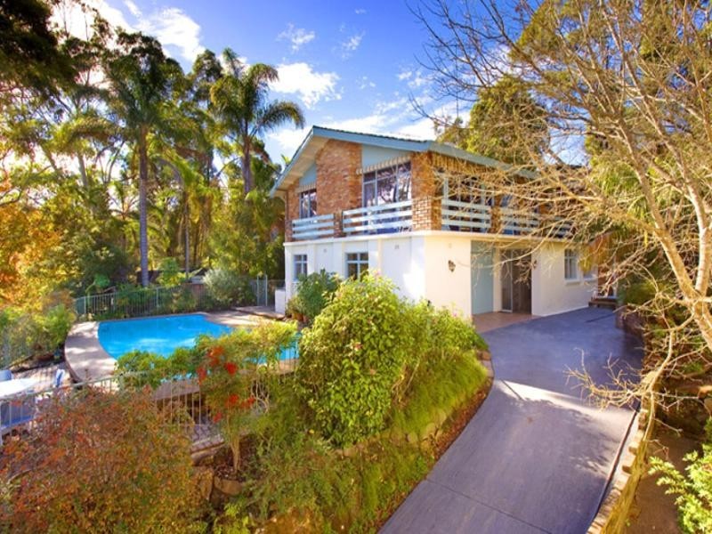 18 Mawson Street, St Ives NSW 2075