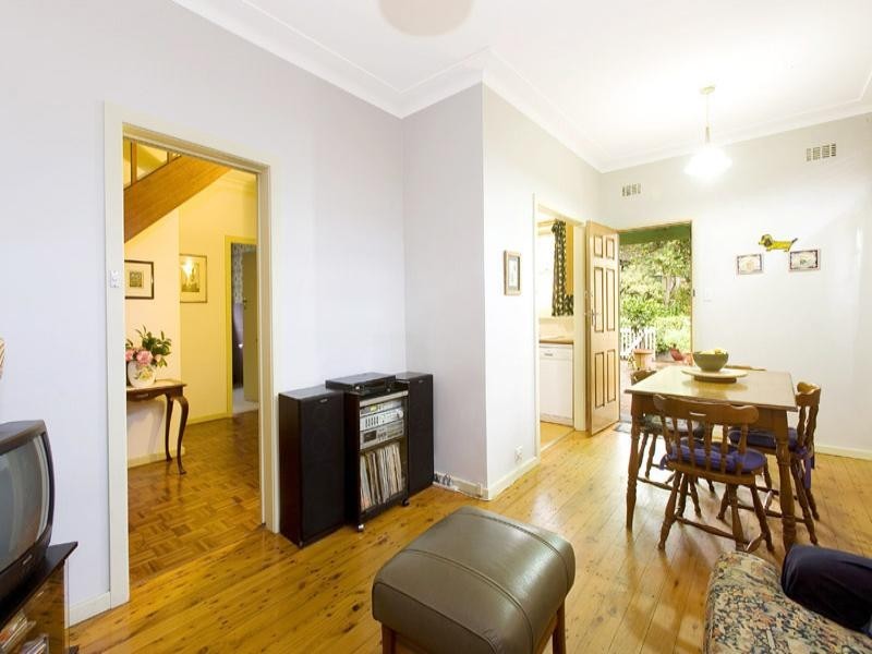 4 Monteith Street, Turramurra NSW 2074