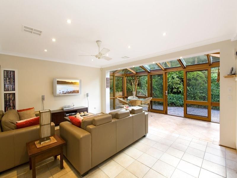 30a Kelvin Road, St Ives NSW 2075