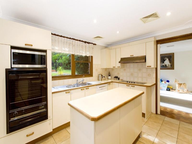 30a Kelvin Road, St Ives NSW 2075