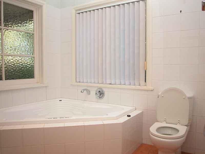 2 Blytheswood Avenue, Warrawee NSW 2074