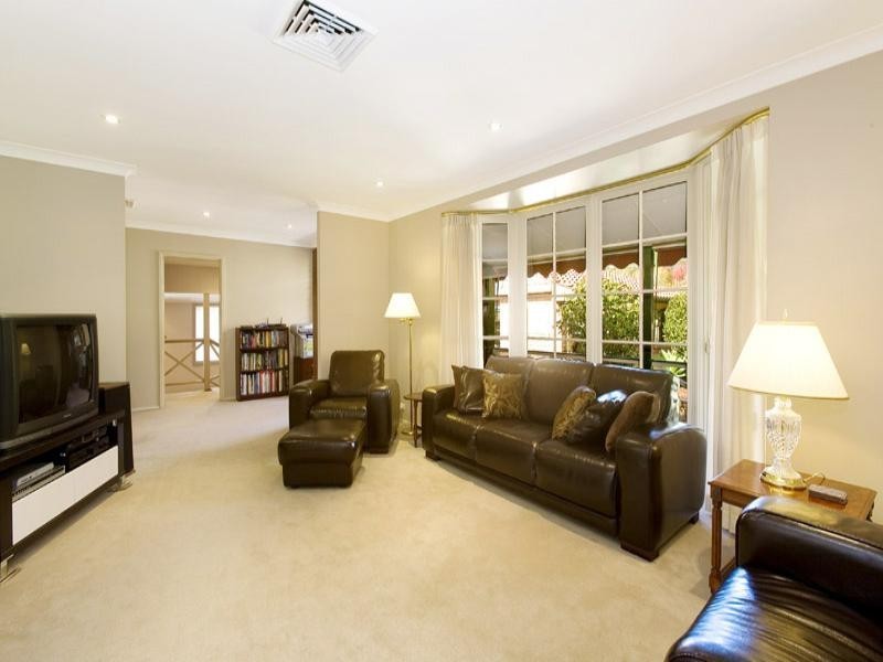 88 Memorial Avenue, St Ives NSW 2075