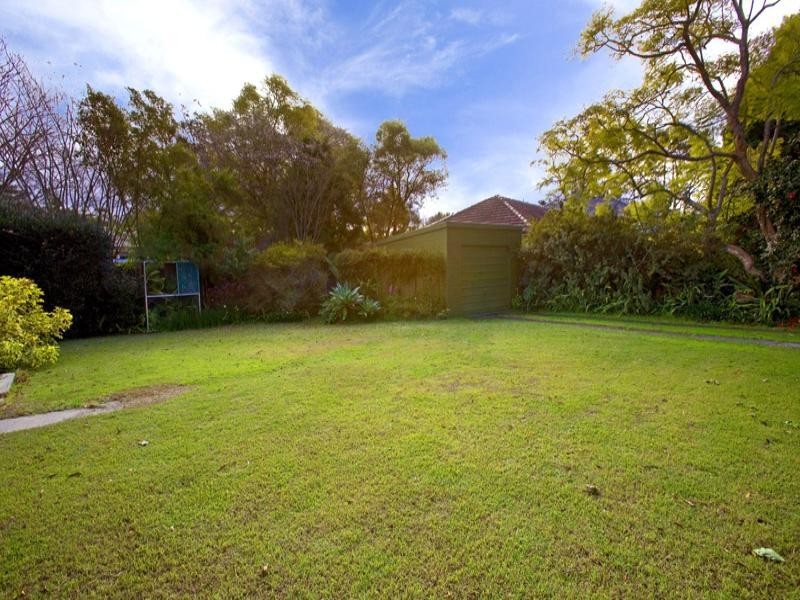 27 Bundabah Avenue, St Ives NSW 2075