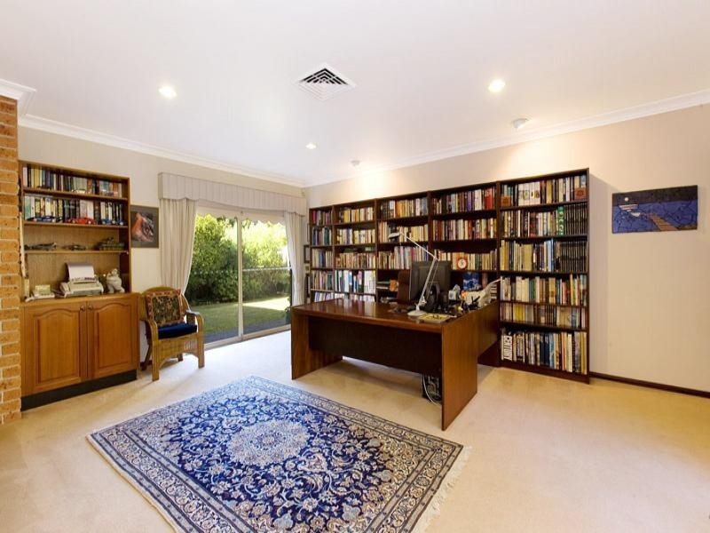 27 Kenthurst Road, St Ives NSW 2075