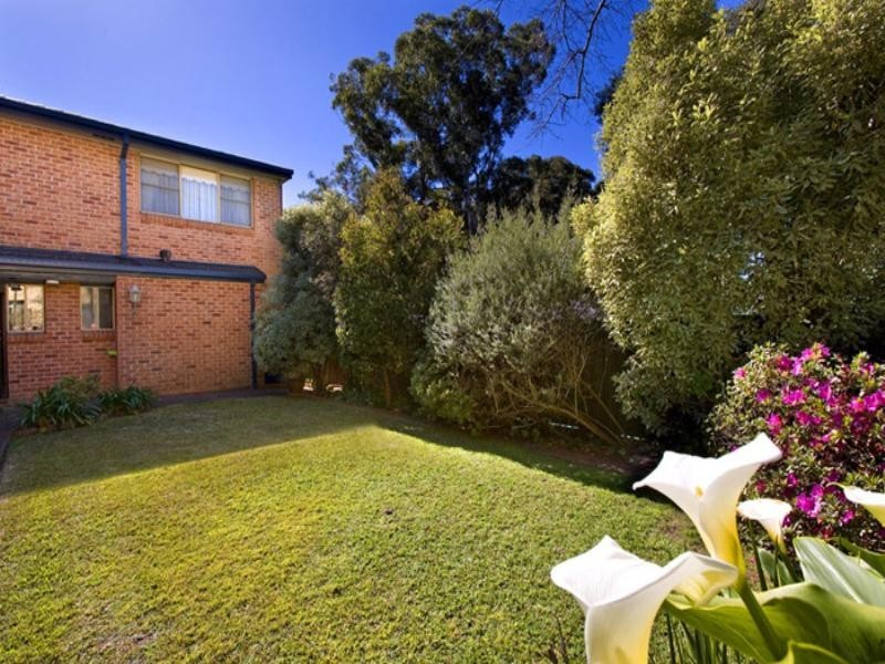 27 Kenthurst Road, St Ives NSW 2075