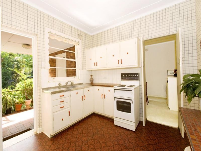 7 Warrowa Avenue, West Pymble NSW 2073