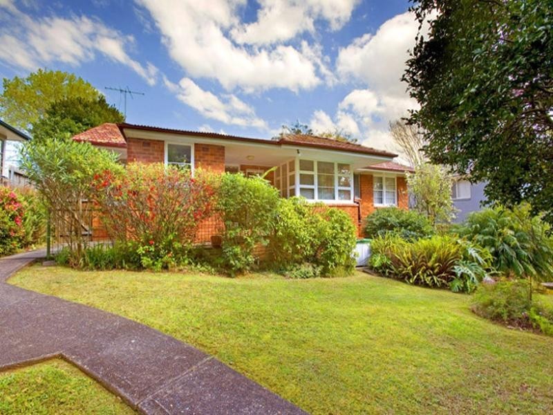 7 Warrowa Avenue, West Pymble NSW 2073