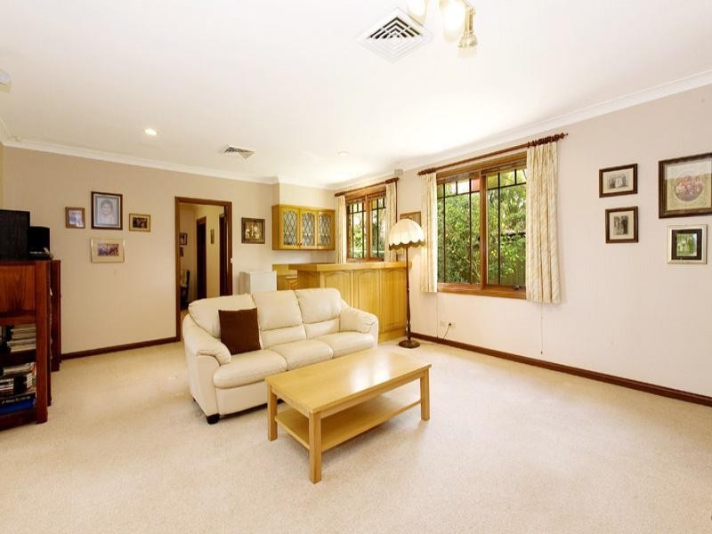 23 Milburn Place, St Ives NSW 2075