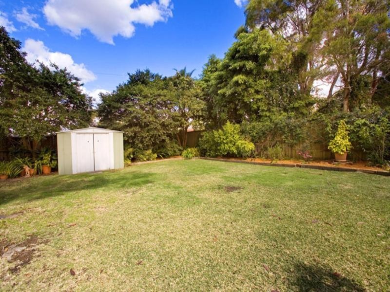 23 Milburn Place, St Ives NSW 2075