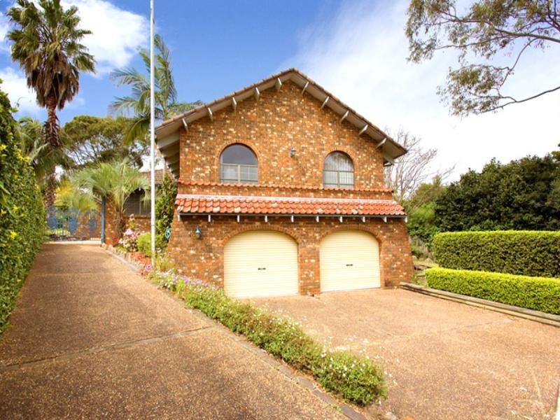 51 Hinemoa Avenue (Normanhurst), Wahroonga NSW 2076