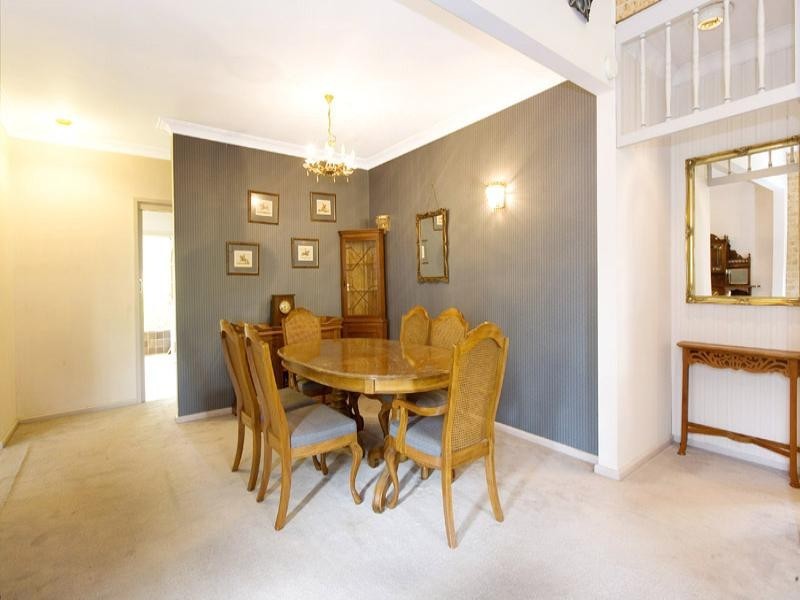 51 Hinemoa Avenue (Normanhurst), Wahroonga NSW 2076