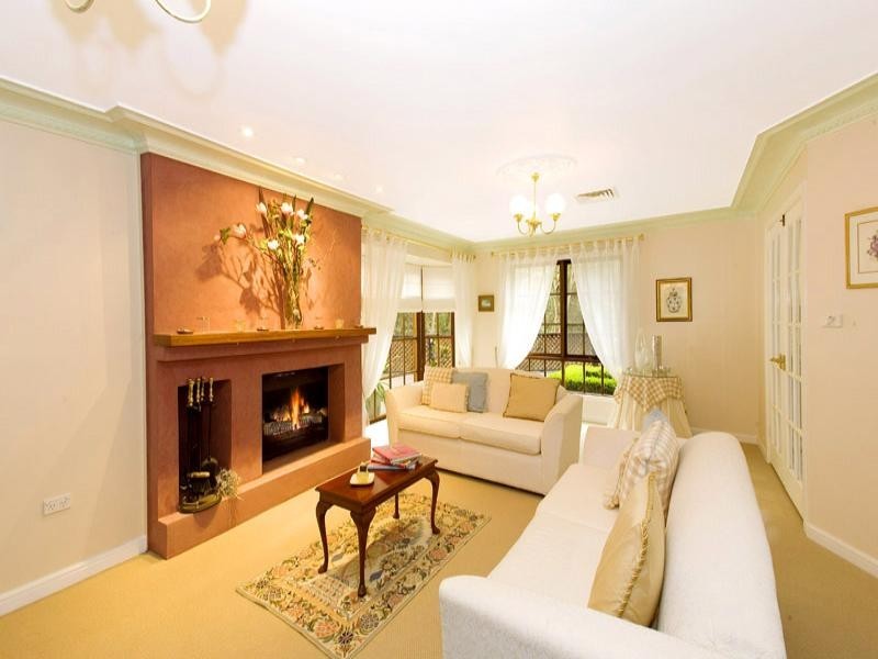 8 Rothwell Road, Turramurra NSW 2074