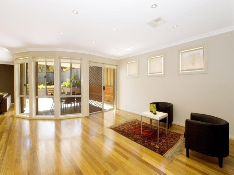 15 Griffiths Avenue, West Ryde NSW 2114