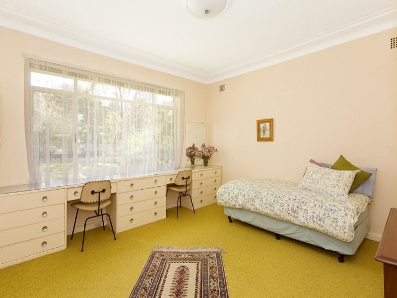 5 Binalong Street, West Pymble NSW 2073