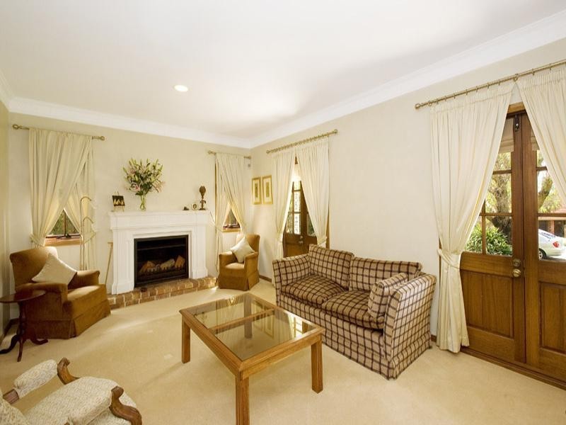 38 Kirkpatrick Street, Turramurra NSW 2074