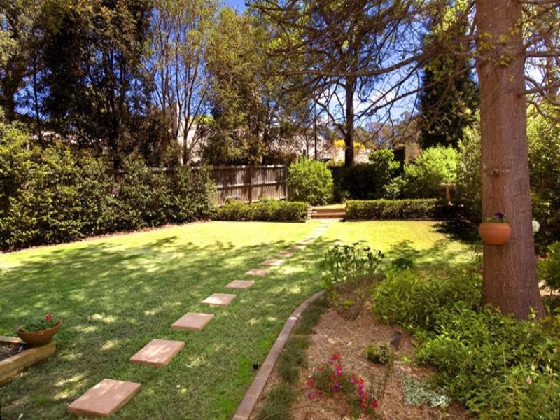 2 Bannockburn Road, Pymble NSW 2073