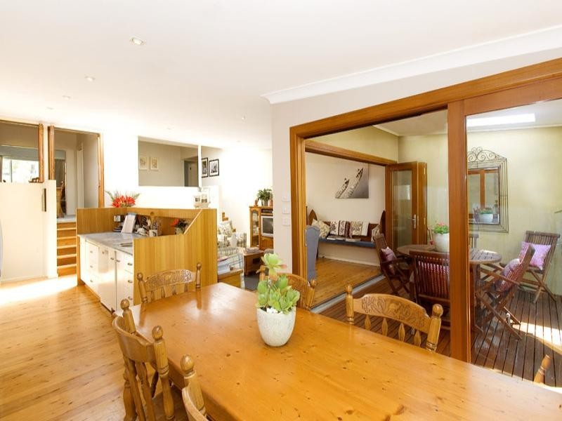 42 Canoon Road, Turramurra NSW 2074