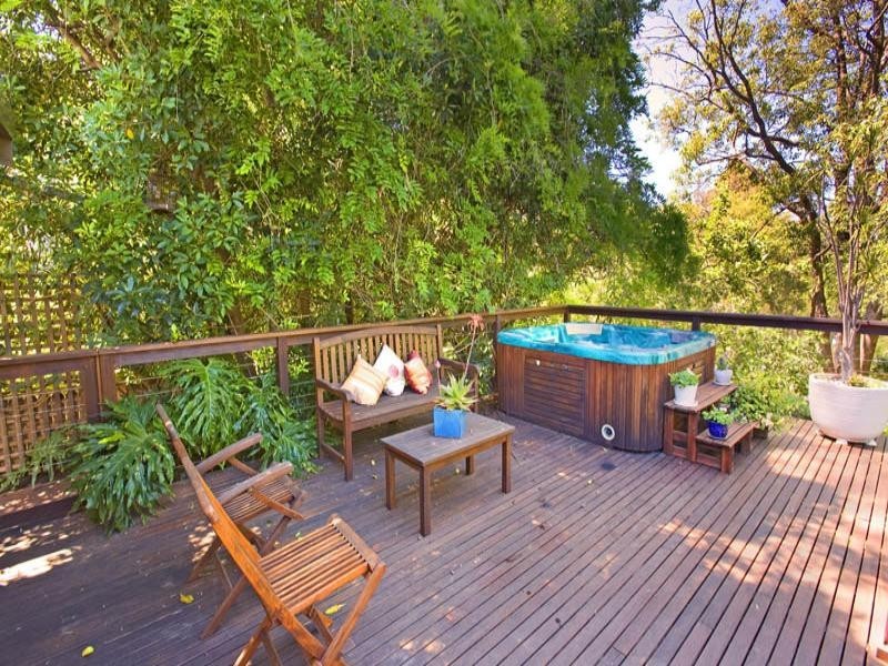 42 Canoon Road, Turramurra NSW 2074