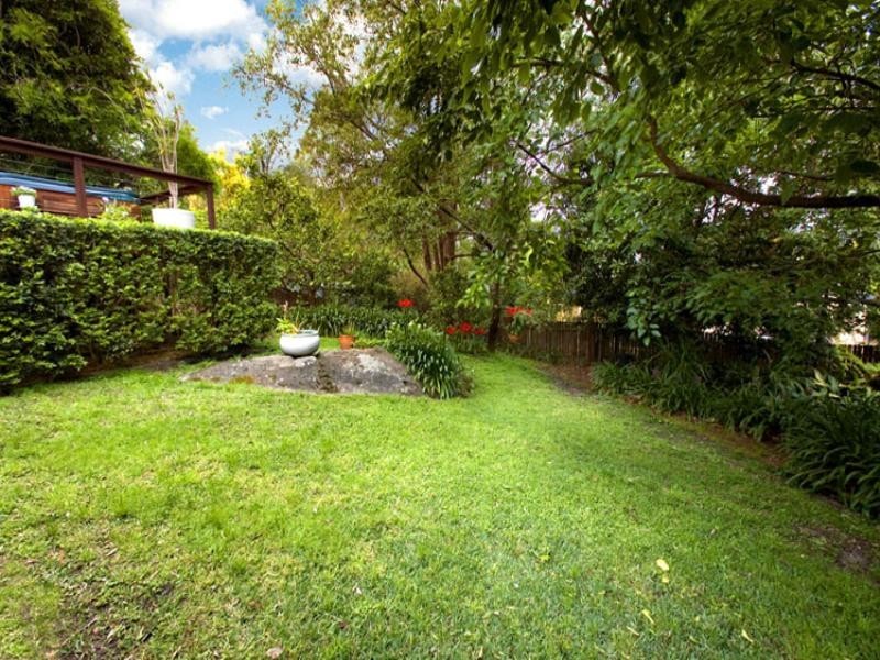 42 Canoon Road, Turramurra NSW 2074